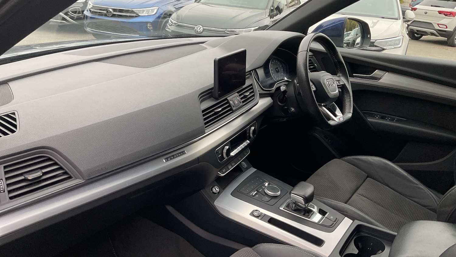 Used Audi Q5 2017 for sale - 76299214: Photo 9