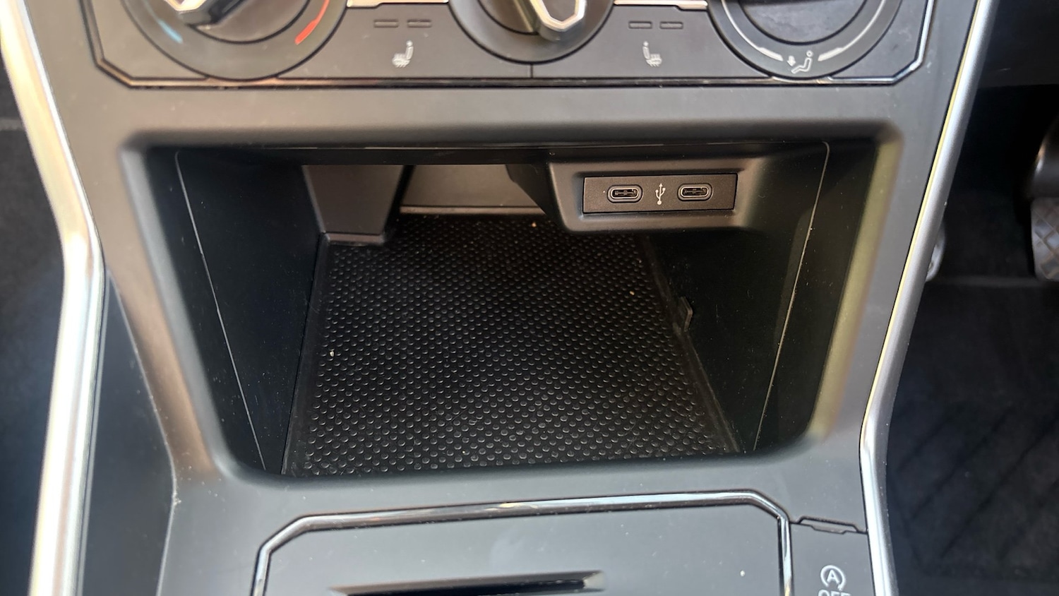 Vehicle 33
