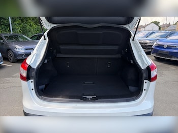 Used Nissan Qashqai 2015 for sale - 78917423: Photo