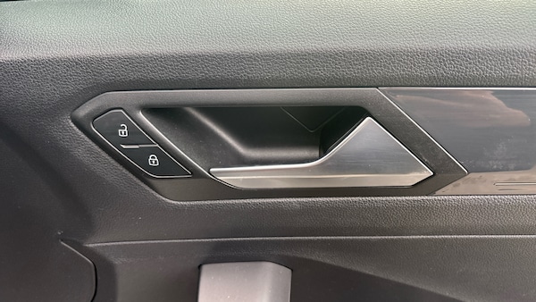 Used Volkswagen T-Roc 2019 for sale - 76115796: Photo 22