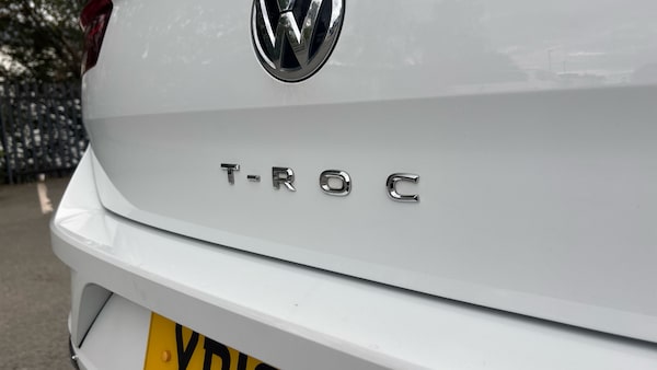 Used Volkswagen T-Roc 2019 for sale - 76115796: Photo 31