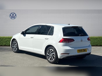 Used Volkswagen Golf 2019 for sale - 78286802: Photo