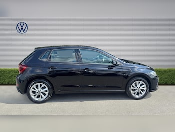 Used Volkswagen Polo 2024 for sale - 79436705: Photo