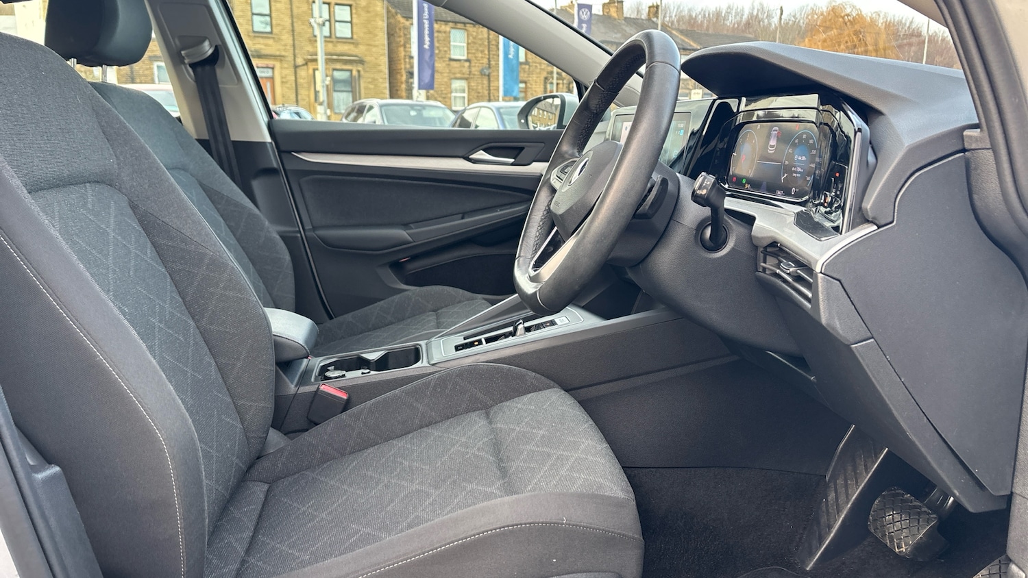 Used Volkswagen Golf 2023 for sale - 77206903: Photo 15