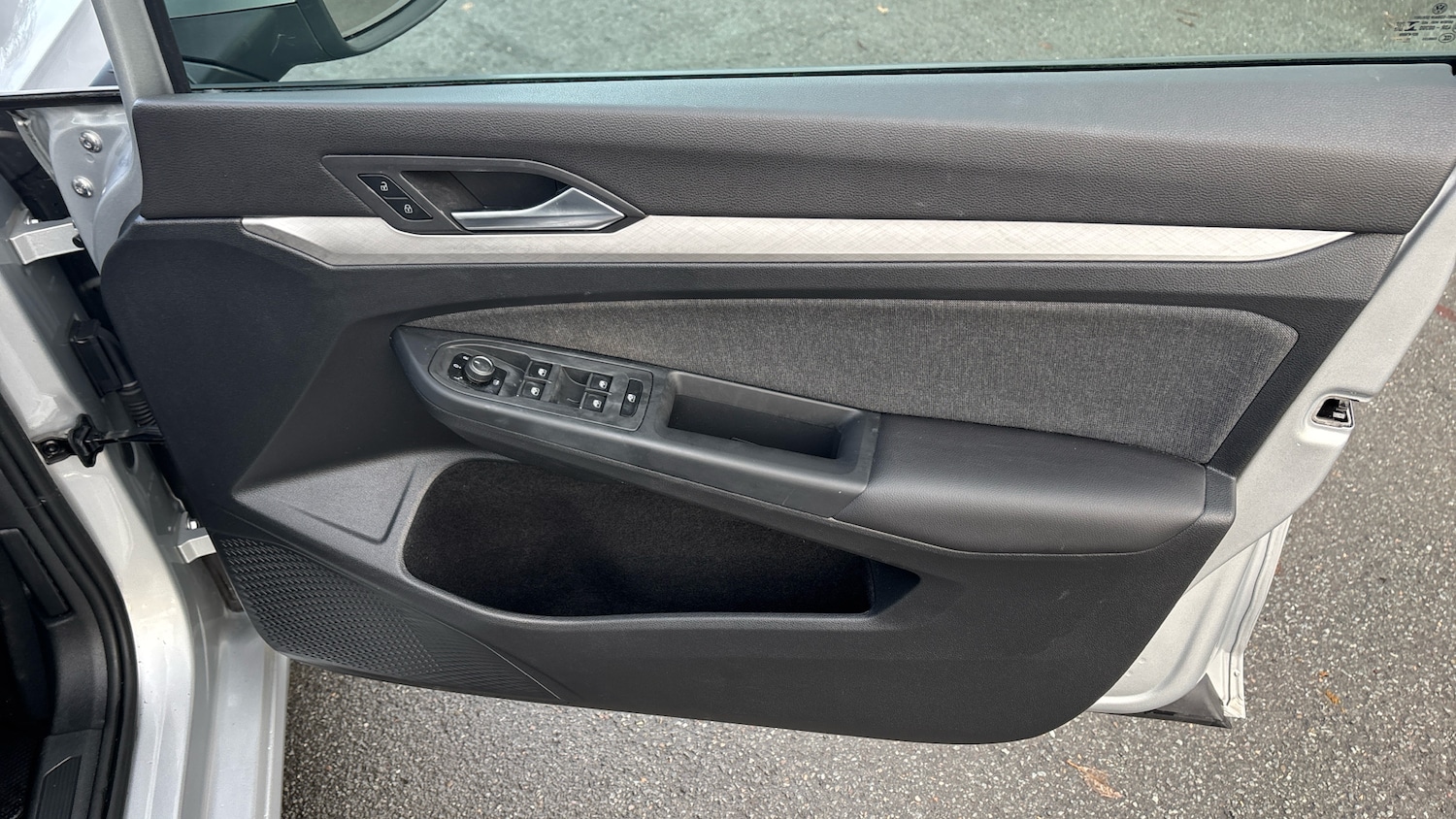 Used Volkswagen Golf 2023 for sale - 77206903: Photo 19