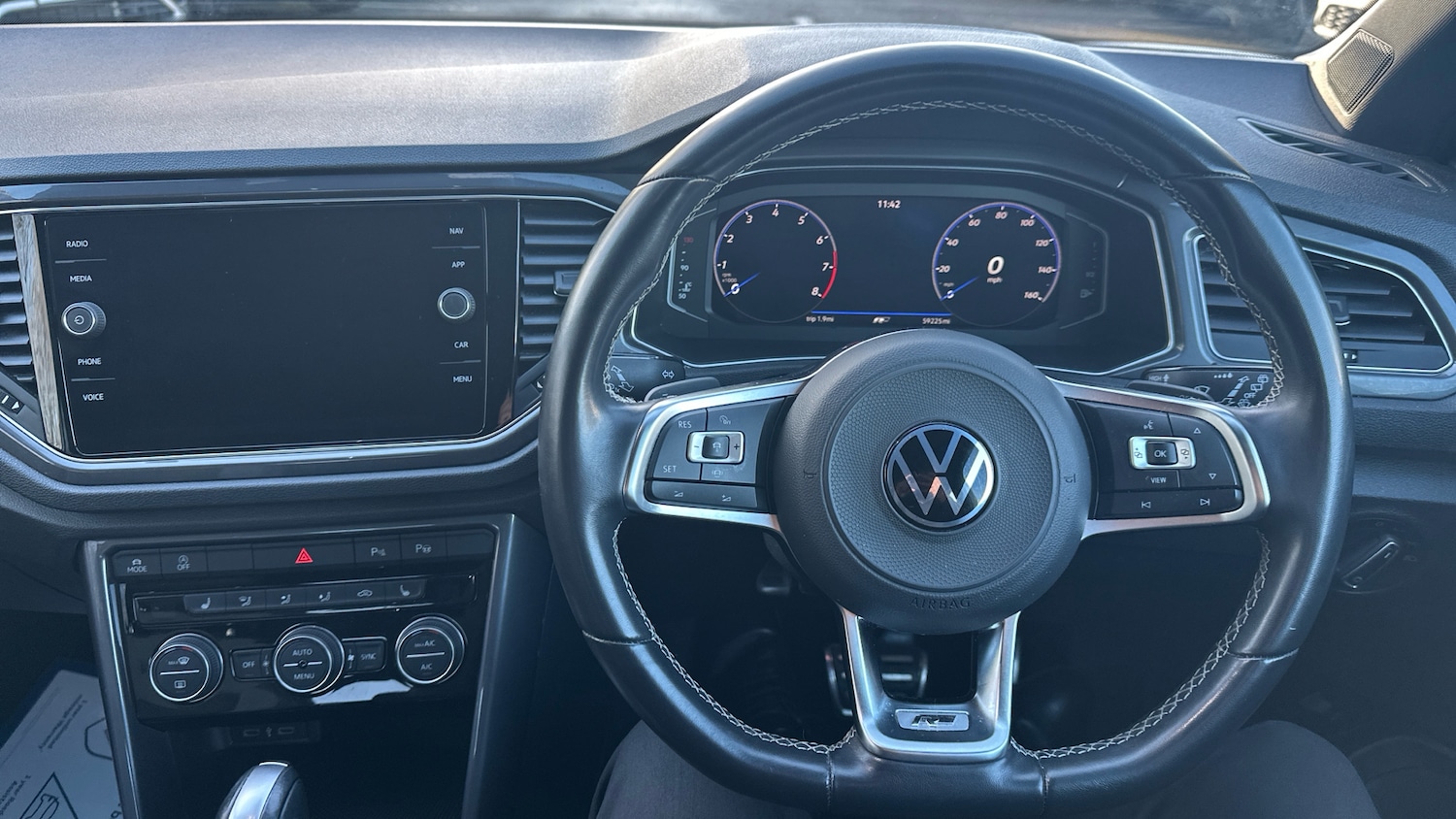 Used Volkswagen T-Roc 2021 for sale - 77025260: Photo 10