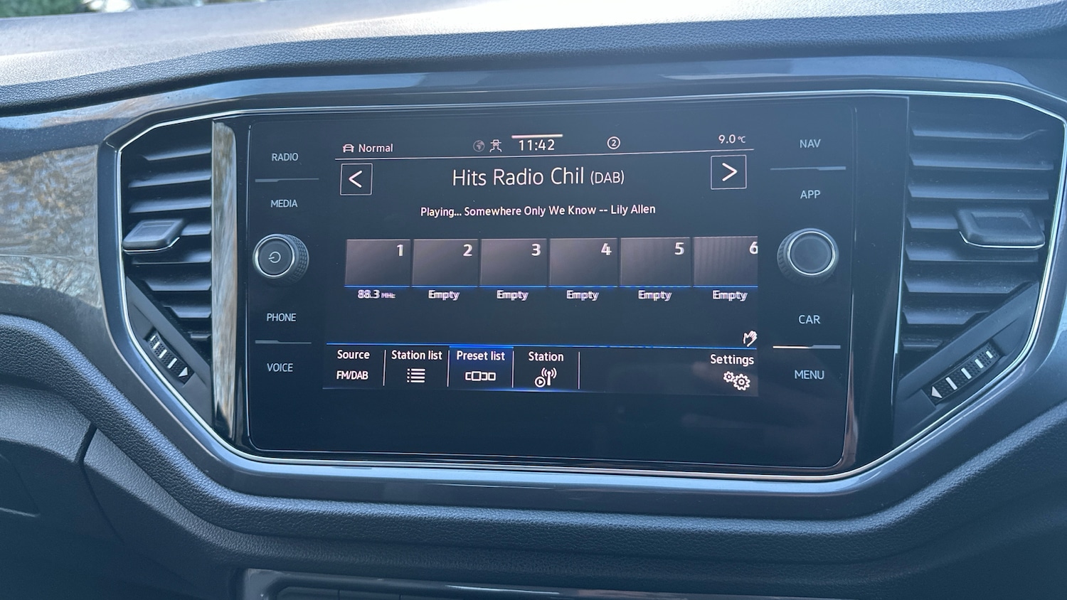 Used Volkswagen T-Roc 2021 for sale - 77025260: Photo 12