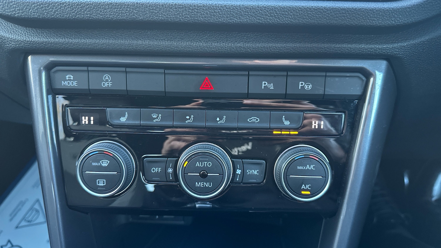 Used Volkswagen T-Roc 2021 for sale - 77025260: Photo 13