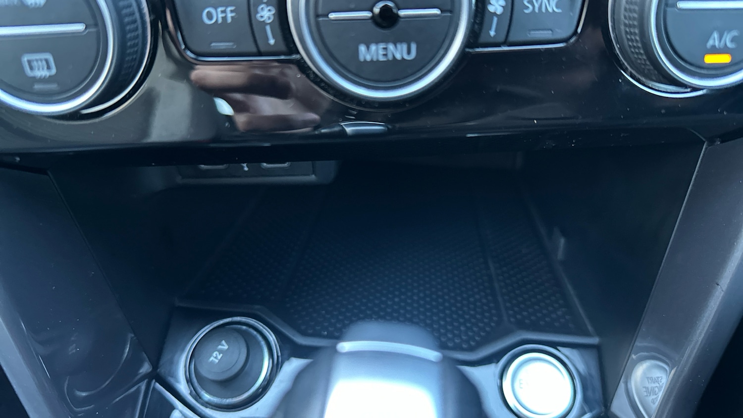 Used Volkswagen T-Roc 2021 for sale - 77025260: Photo 23