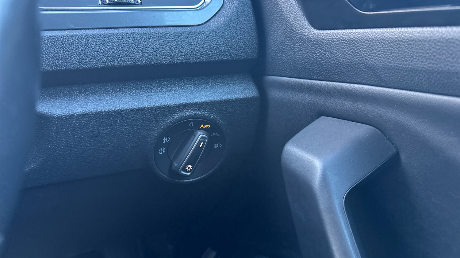 Used Volkswagen T-Roc 2021 for sale - 77025260: Photo 26