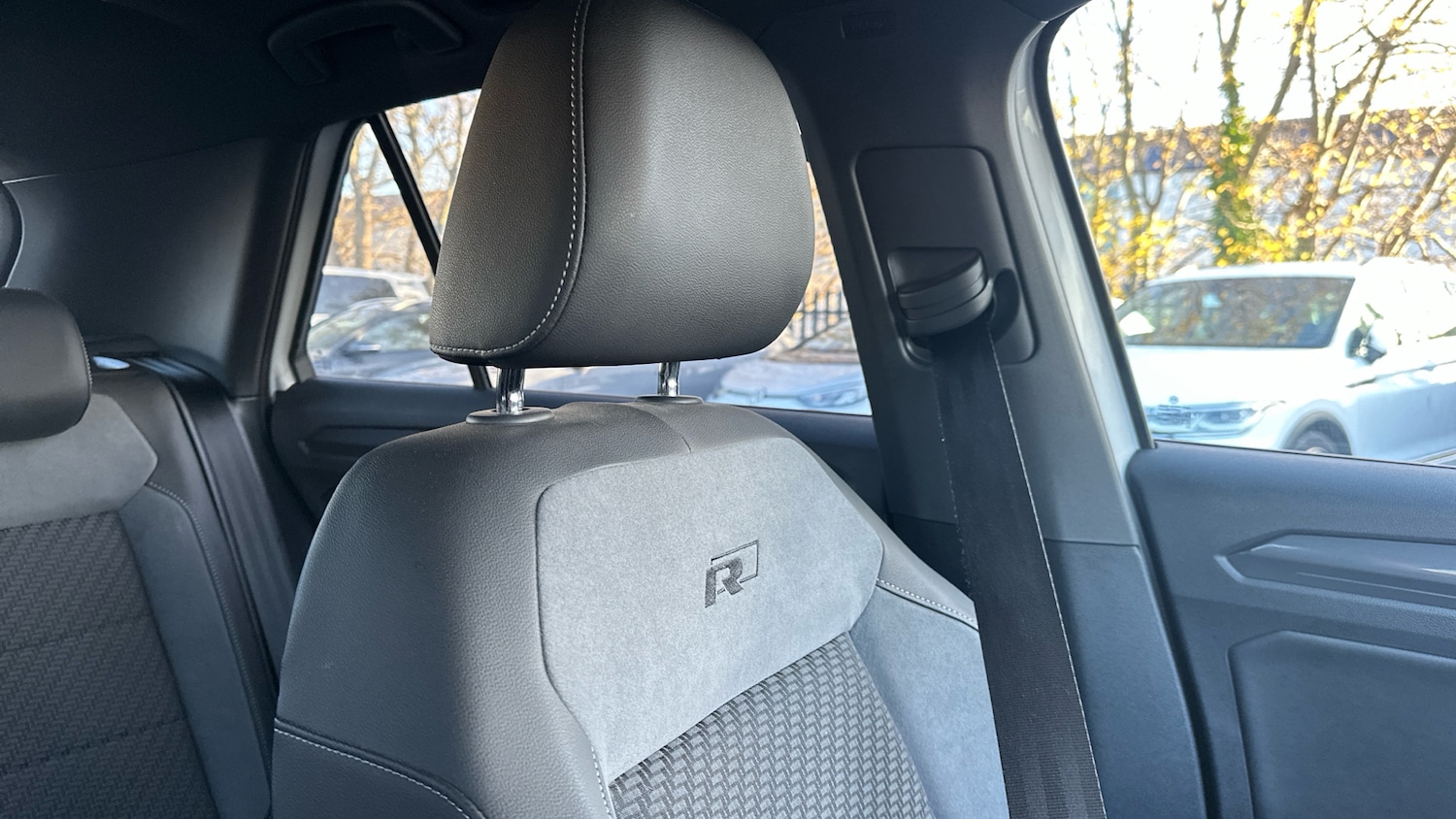 Used Volkswagen T-Roc 2021 for sale - 77025260: Photo 29