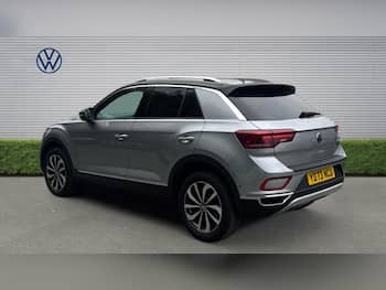 Used Volkswagen T-Roc 2023 for sale - 79696699: Photo
