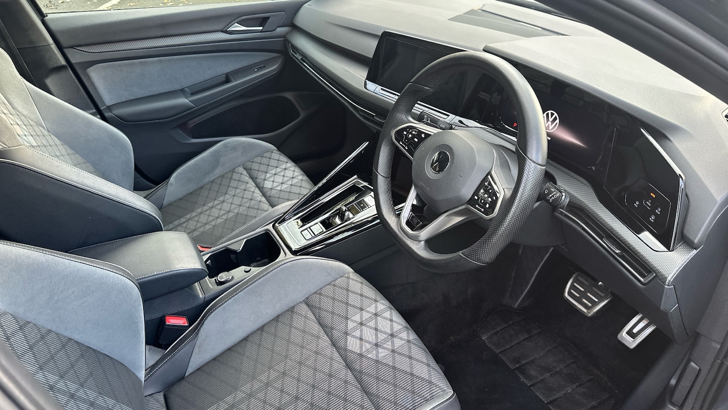 Used Volkswagen Golf 2022 for sale - 76777208: Photo 6