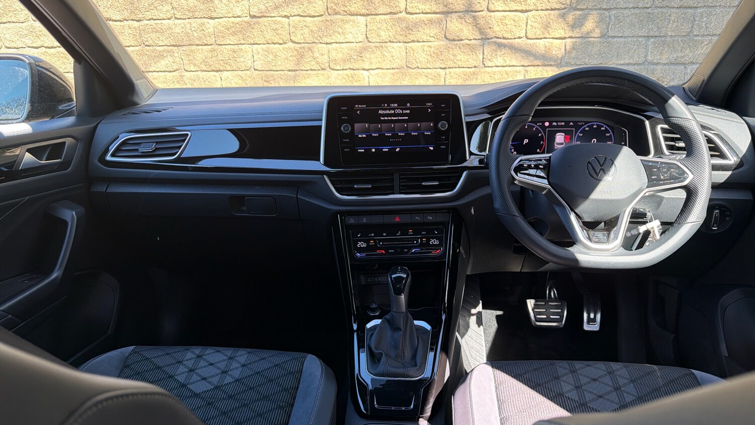 Used Volkswagen T-Roc 2023 for sale - 78190117: Photo 9