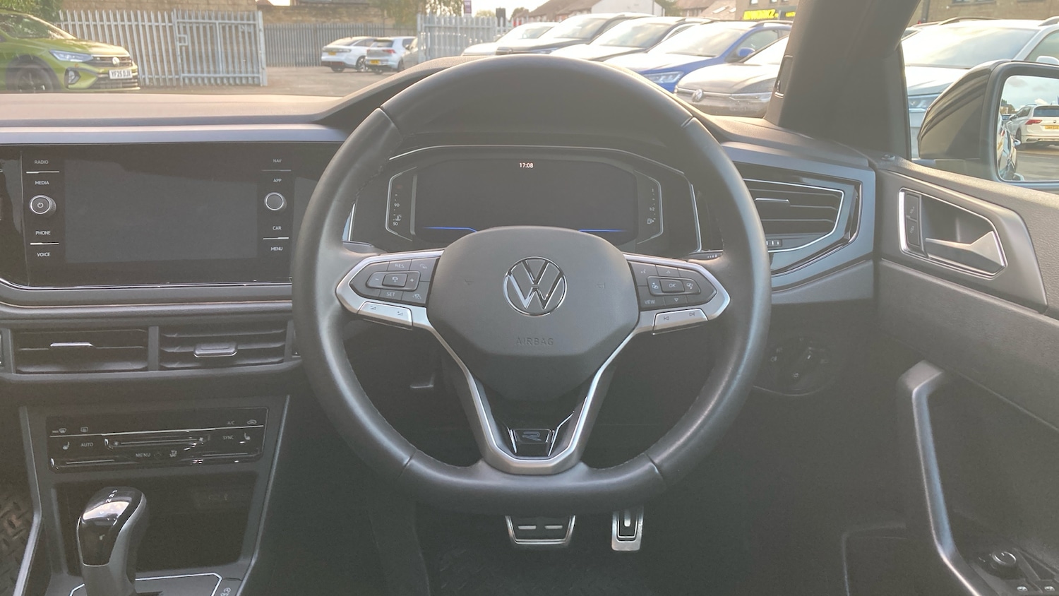 Used Volkswagen Polo 2024 for sale - 76352919: Photo 10