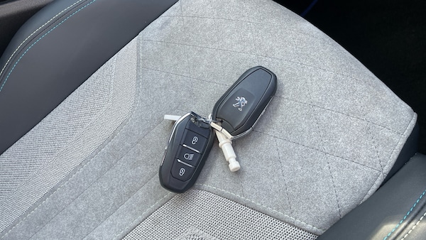 Used Peugeot 2008 2020 for sale - 76206541: Photo 20