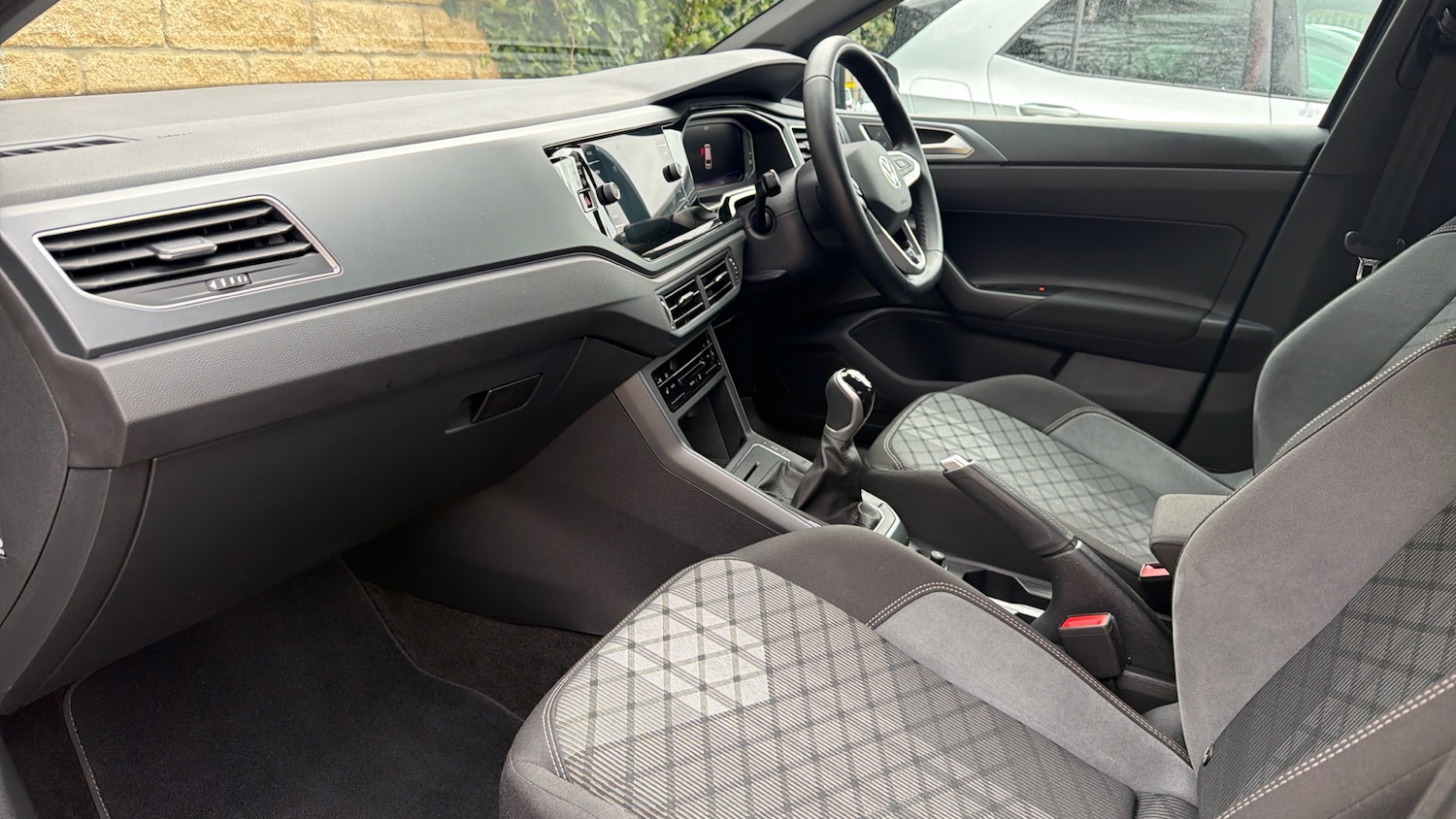 Used Volkswagen Polo 2025 for sale - 77900898: Photo 2