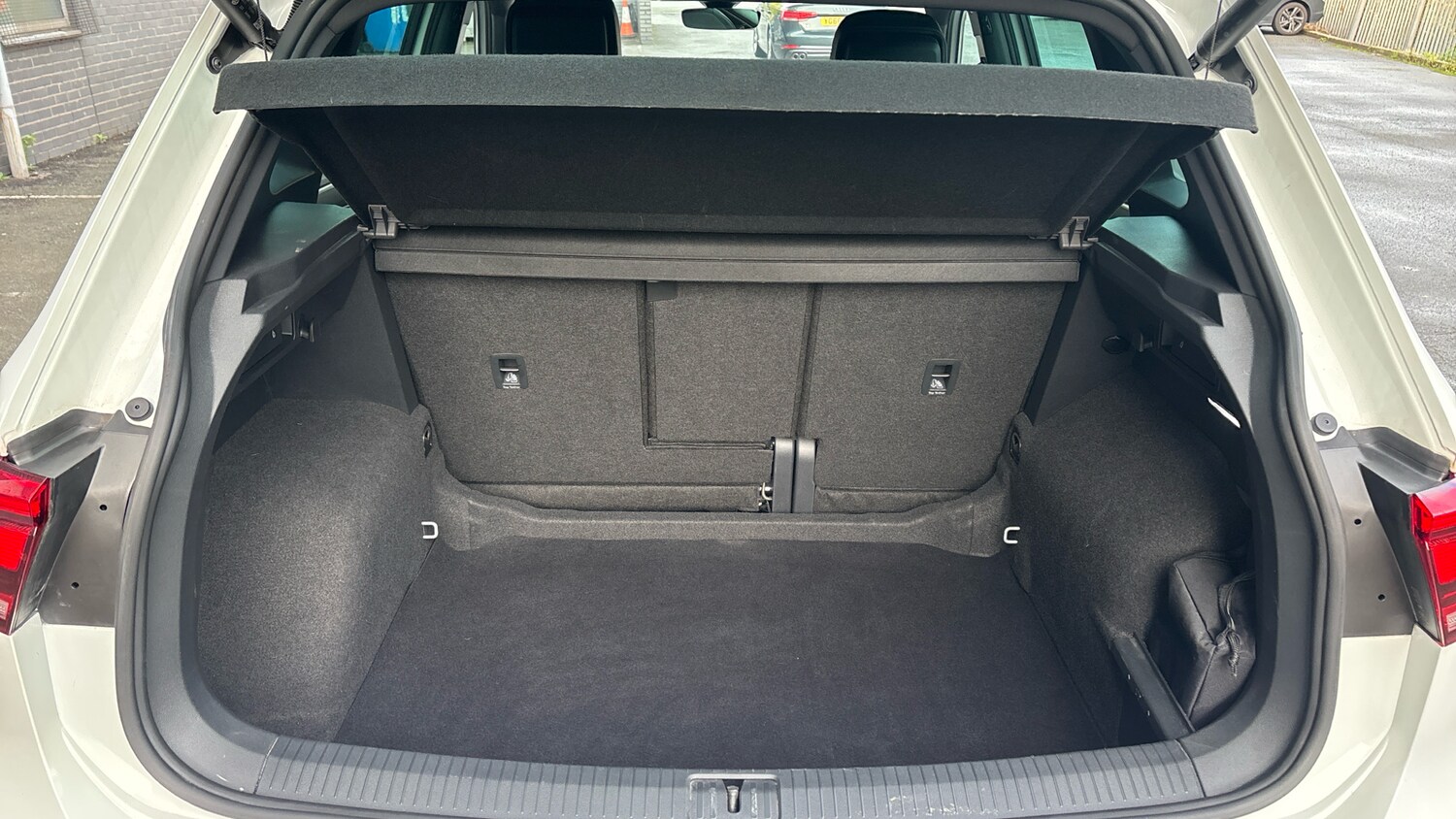 Used Volkswagen Tiguan 2023 for sale - 76064130: Photo 20