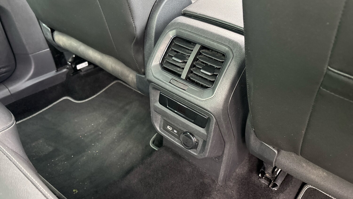 Used Volkswagen Tiguan 2023 for sale - 76064130: Photo 28