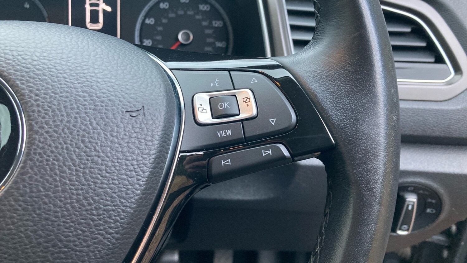 Used Volkswagen T-Roc 2019 for sale - 77578094: Photo 18