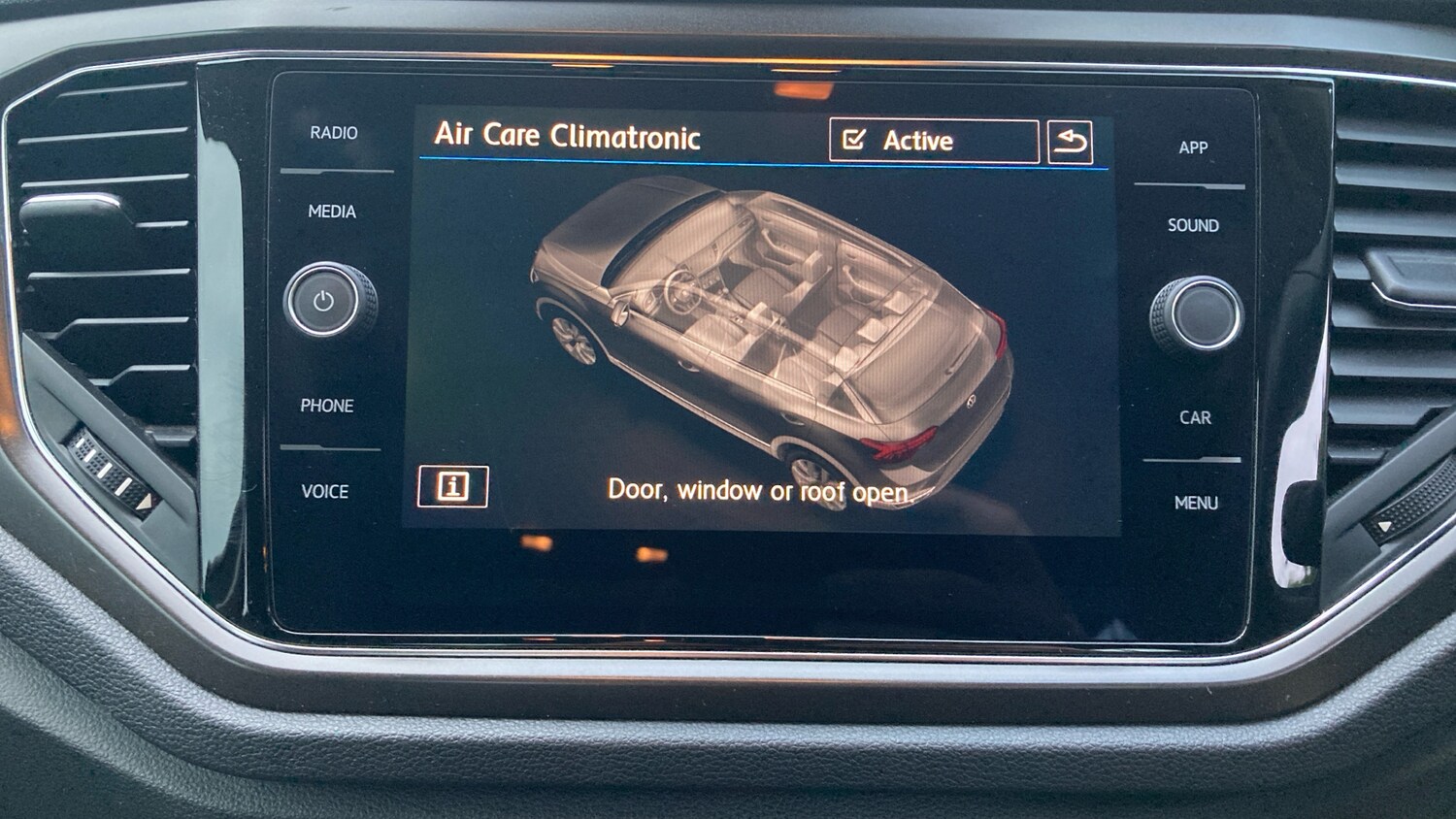 Used Volkswagen T-Roc 2019 for sale - 77578094: Photo 28