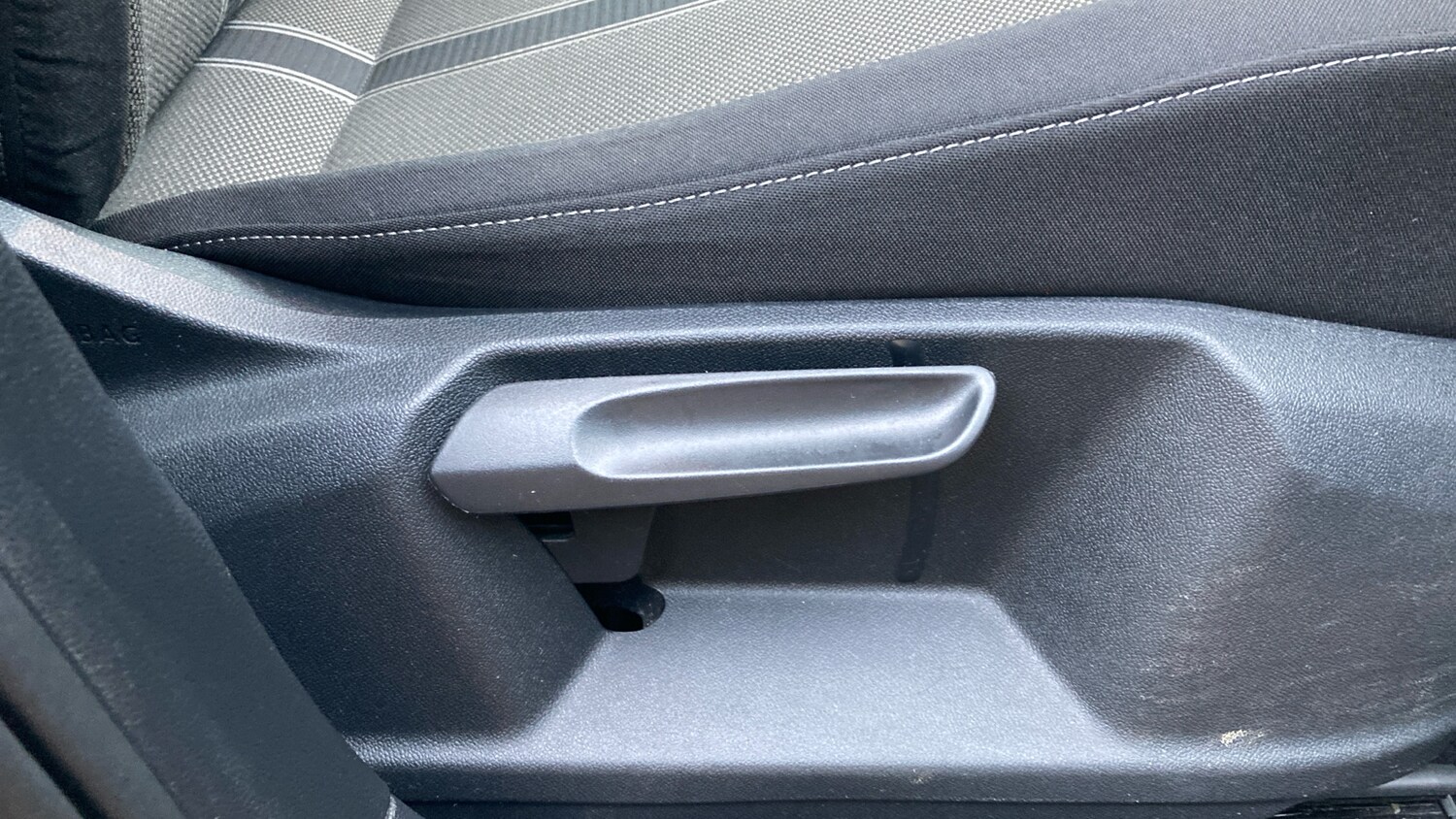 Used Volkswagen T-Roc 2019 for sale - 77578094: Photo 34