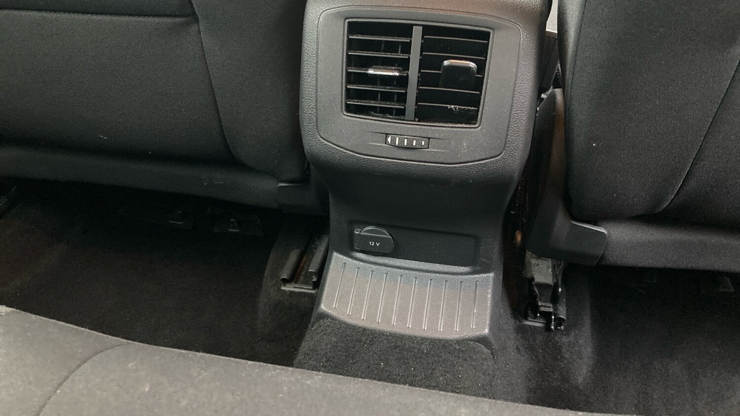 Used Volkswagen T-Roc 2019 for sale - 77578094: Photo 35