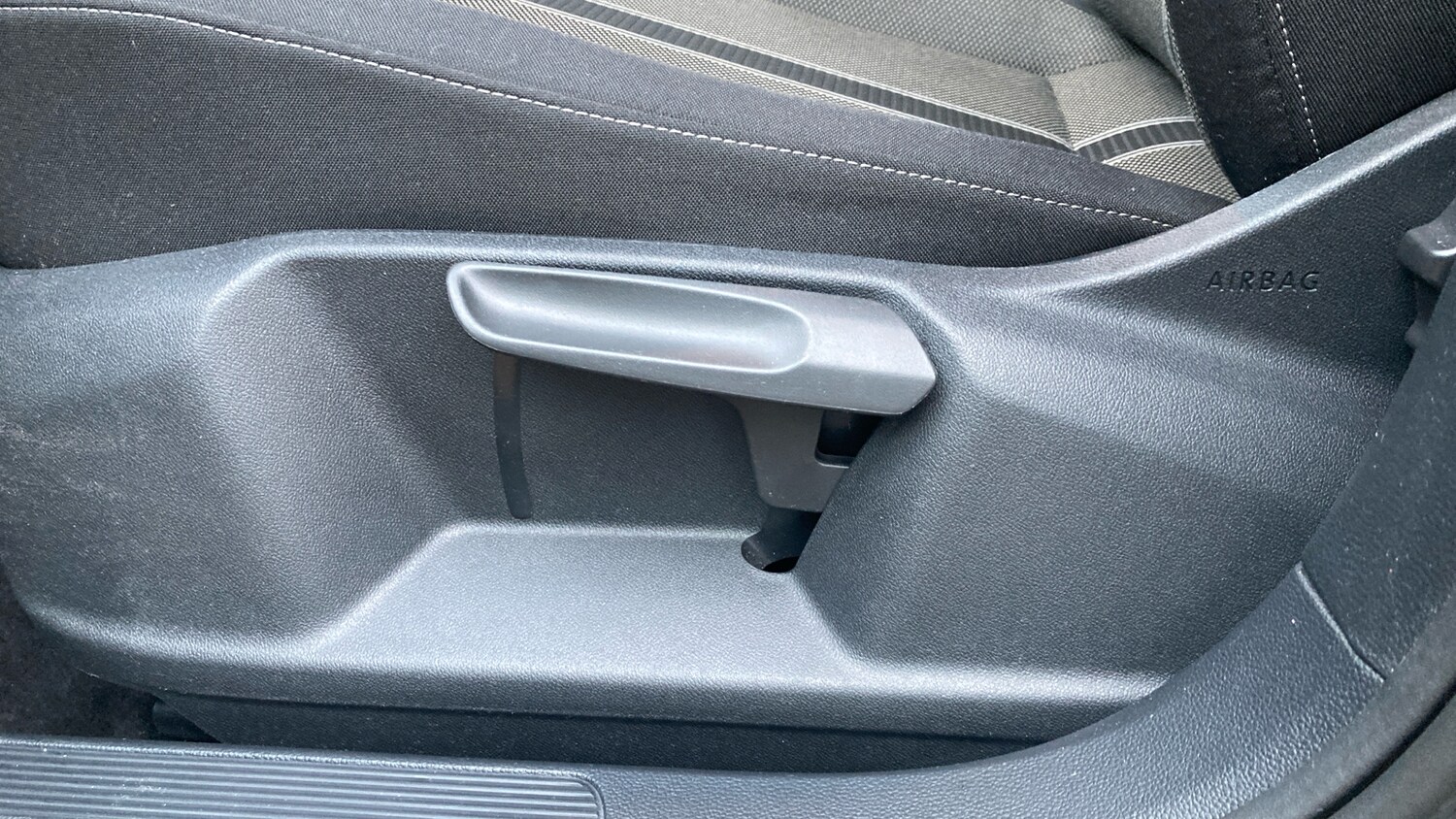 Used Volkswagen T-Roc 2019 for sale - 77578094: Photo 40