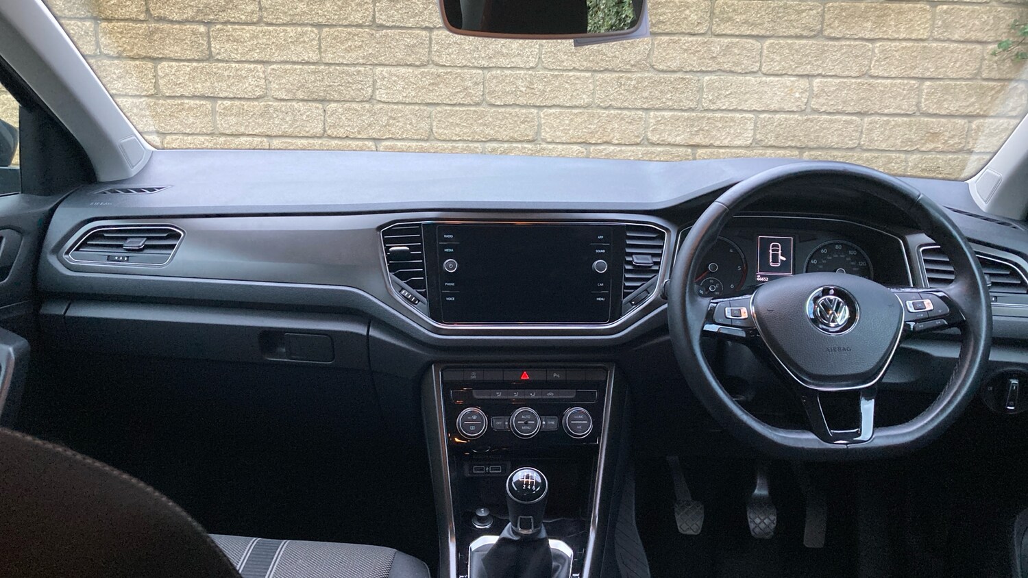 Used Volkswagen T-Roc 2019 for sale - 77578094: Photo 9