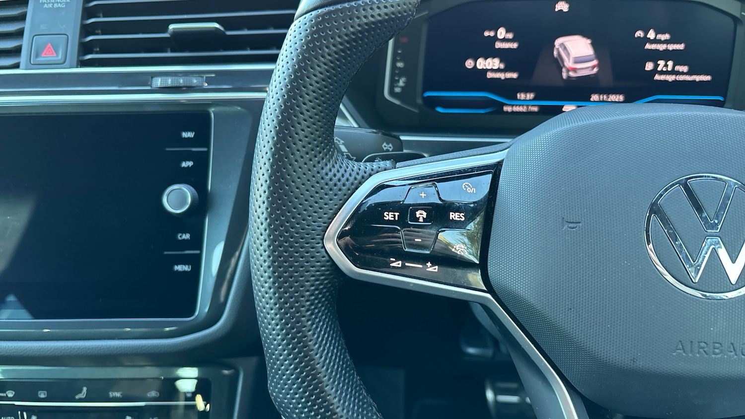 Used Volkswagen Tiguan 2023 for sale - 76696882: Photo 17