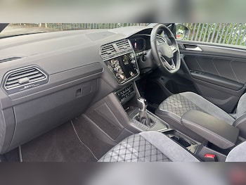 Used Volkswagen Tiguan 2024 for sale - 75408397: Photo