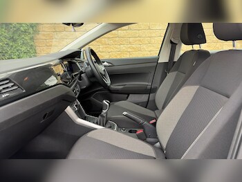 Used Volkswagen Polo 2024 for sale - 78251666: Photo