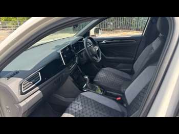 Used Volkswagen T-Roc 2023 for sale - 75077195: Photo