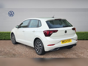 Used Volkswagen Polo 2024 for sale - 78370811: Photo