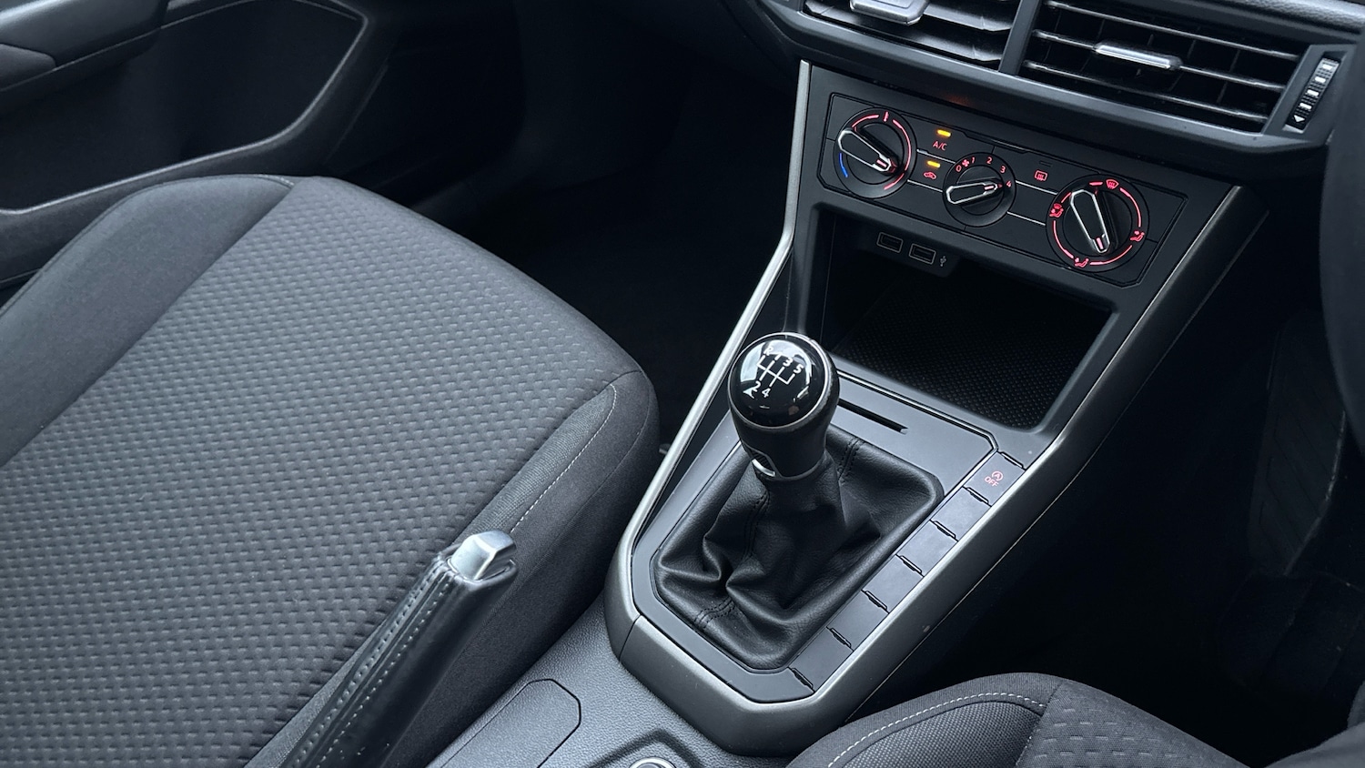 Used Volkswagen Polo 2018 for sale - 76807409: Photo 14