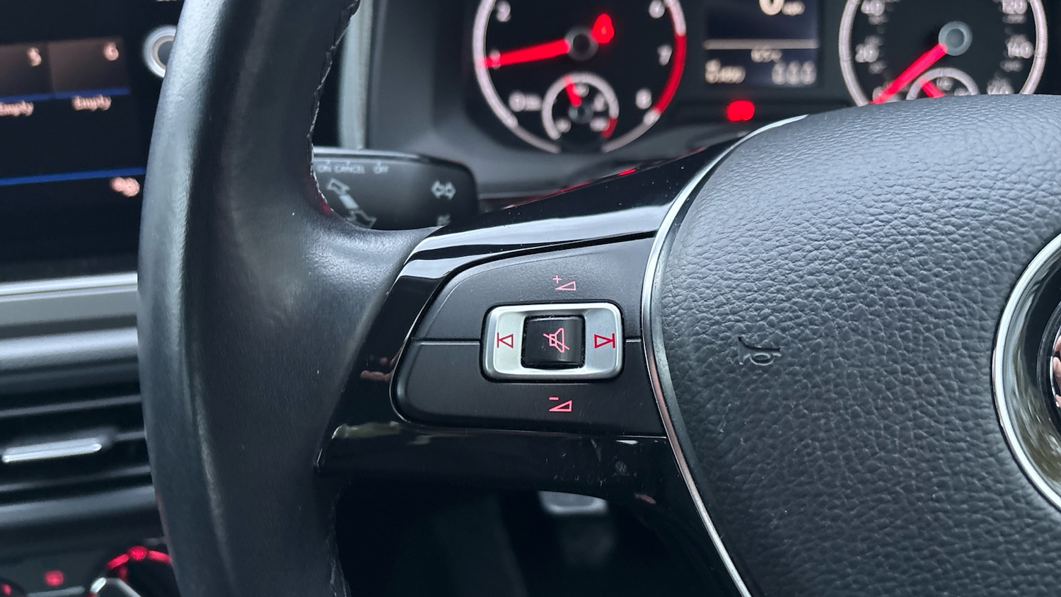 Used Volkswagen Polo 2018 for sale - 76807409: Photo 17