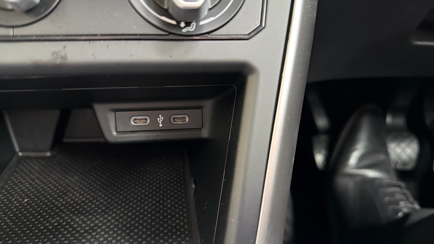 Used Volkswagen Polo 2024 for sale - 77917644: Photo 31