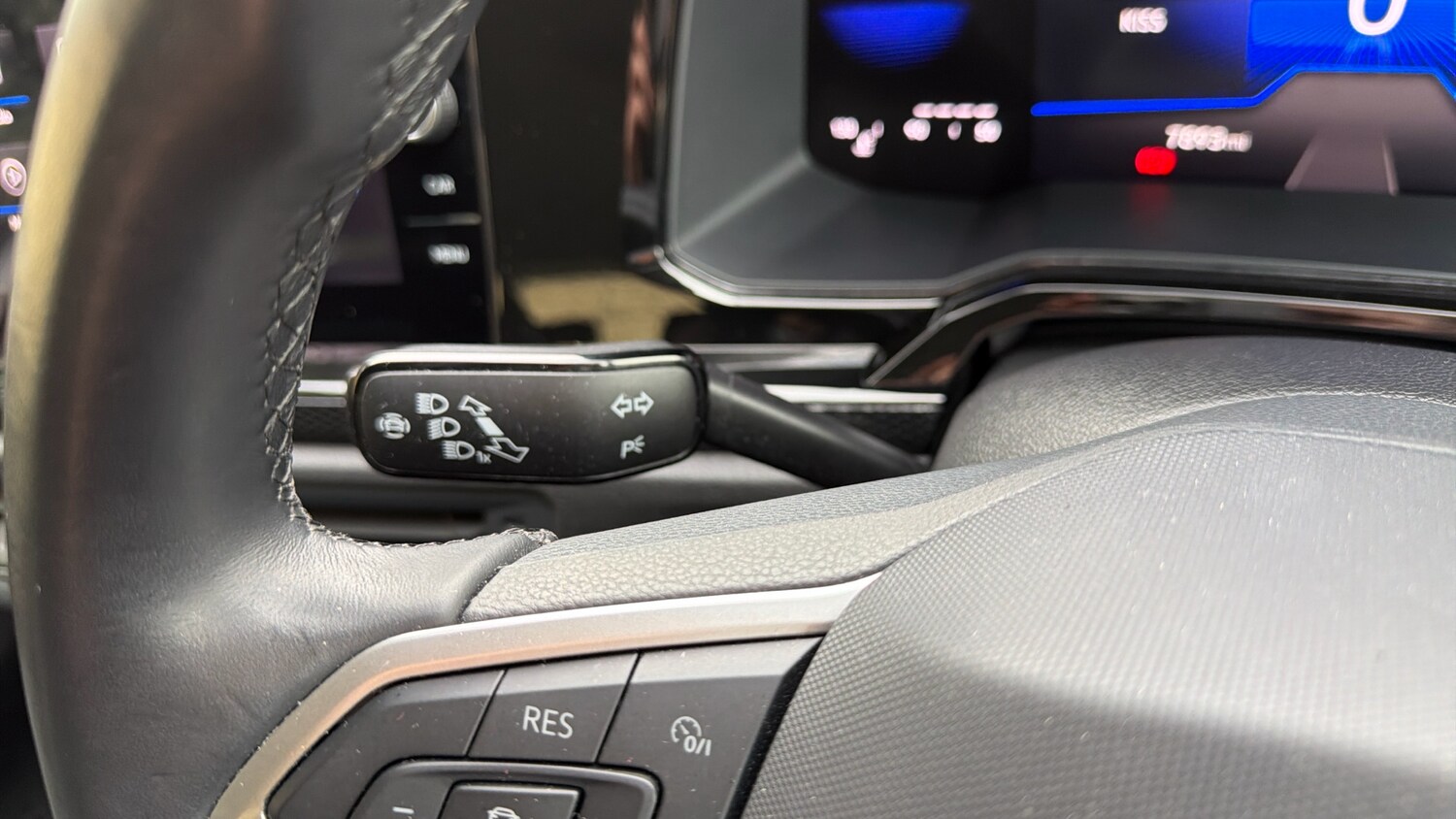 Used Volkswagen Polo 2024 for sale - 77917644: Photo 32