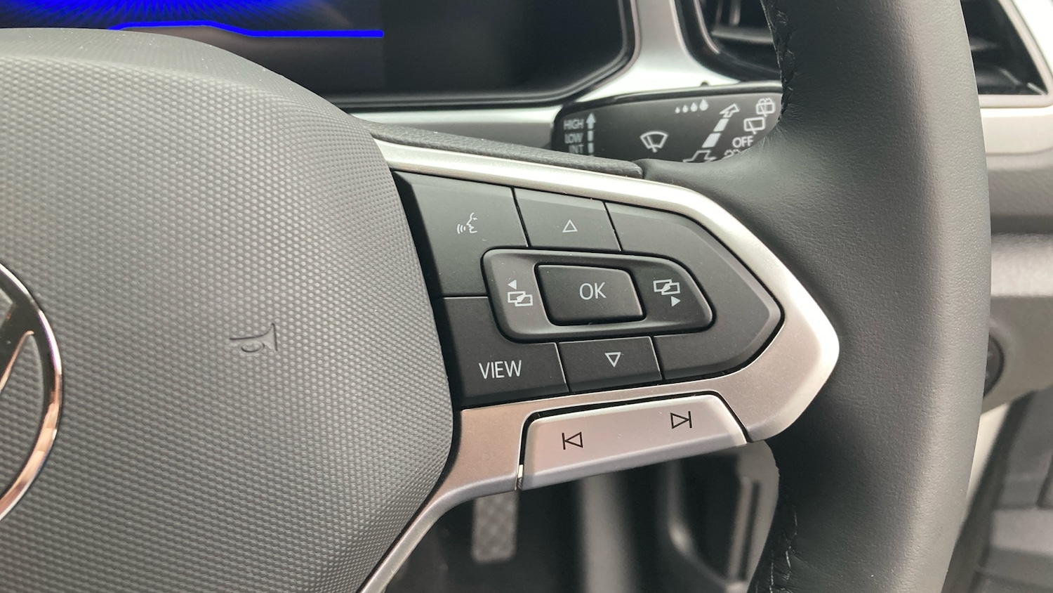 Used Volkswagen T-Roc 2025 for sale - 77106413: Photo 18