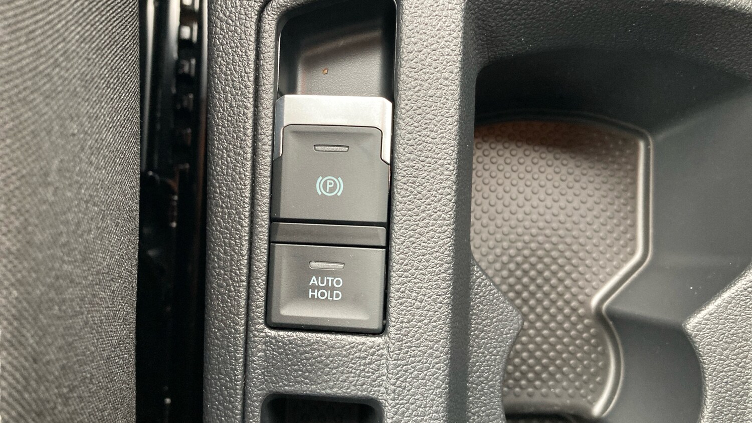 Used Volkswagen T-Roc 2025 for sale - 77106413: Photo 31