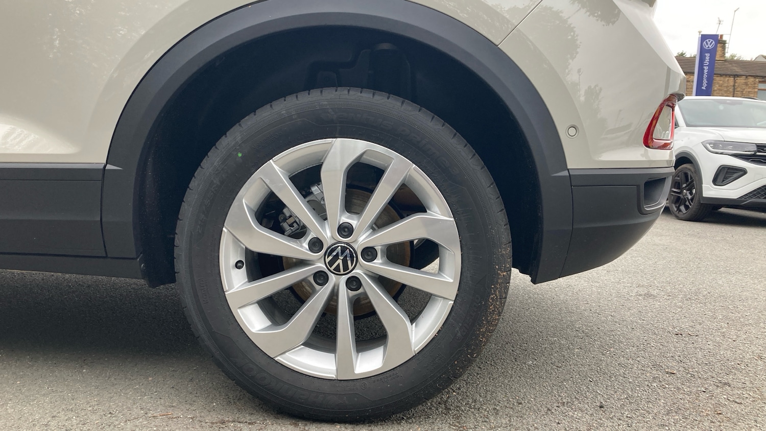 Used Volkswagen T-Roc 2025 for sale - 77106413: Photo 5