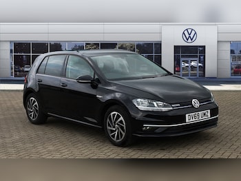 Volkswagen - Golf