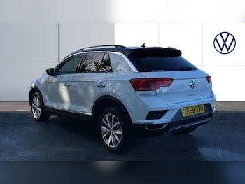 Used Volkswagen T-Roc 2019 for sale - 76383091: Photo