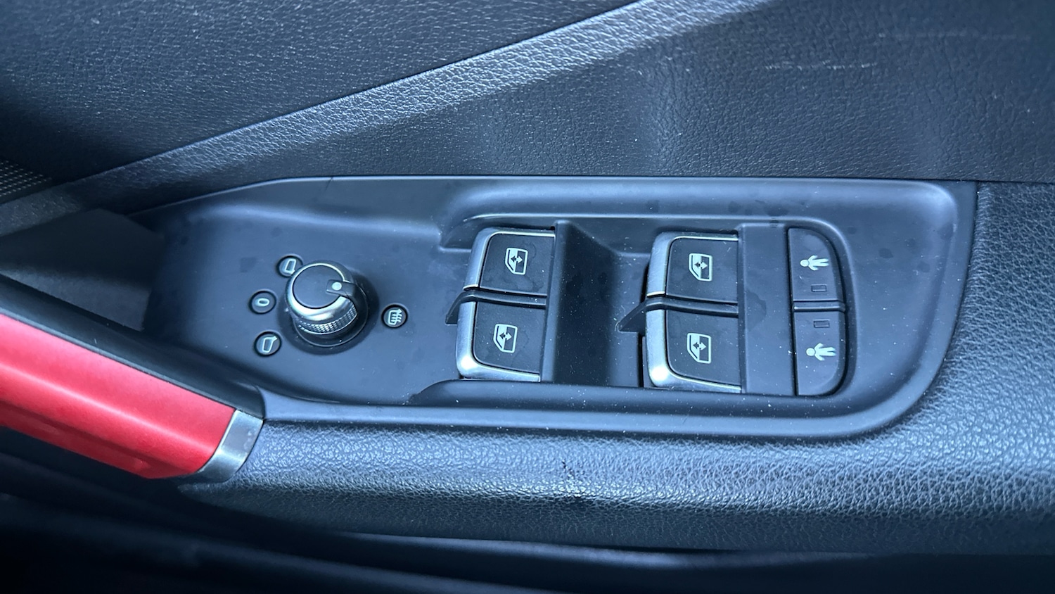 Used Audi Q2 2017 for sale - 76737920: Photo 30