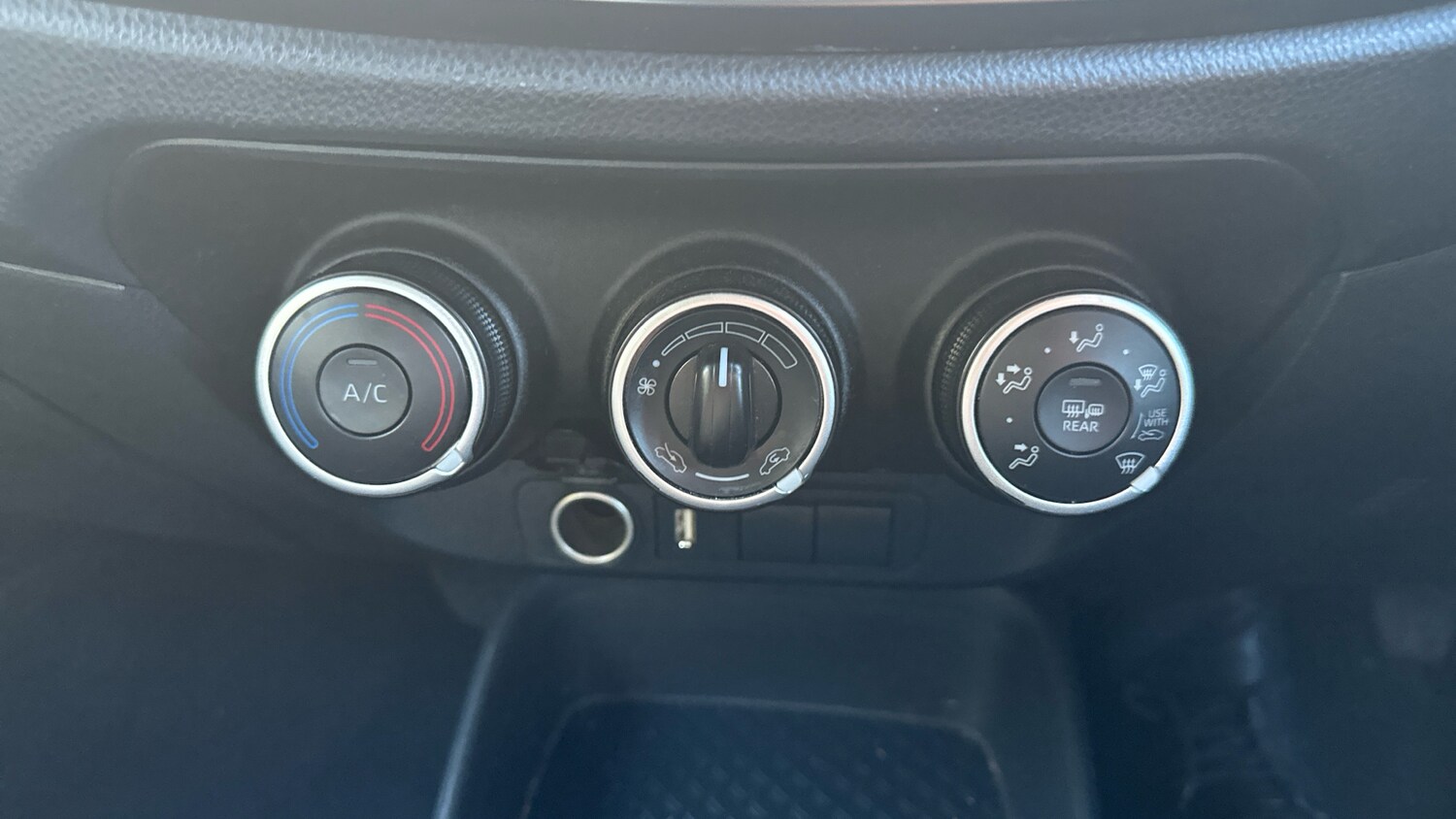 Used Toyota Aygo X 2023 for sale - 76599872: Photo 29