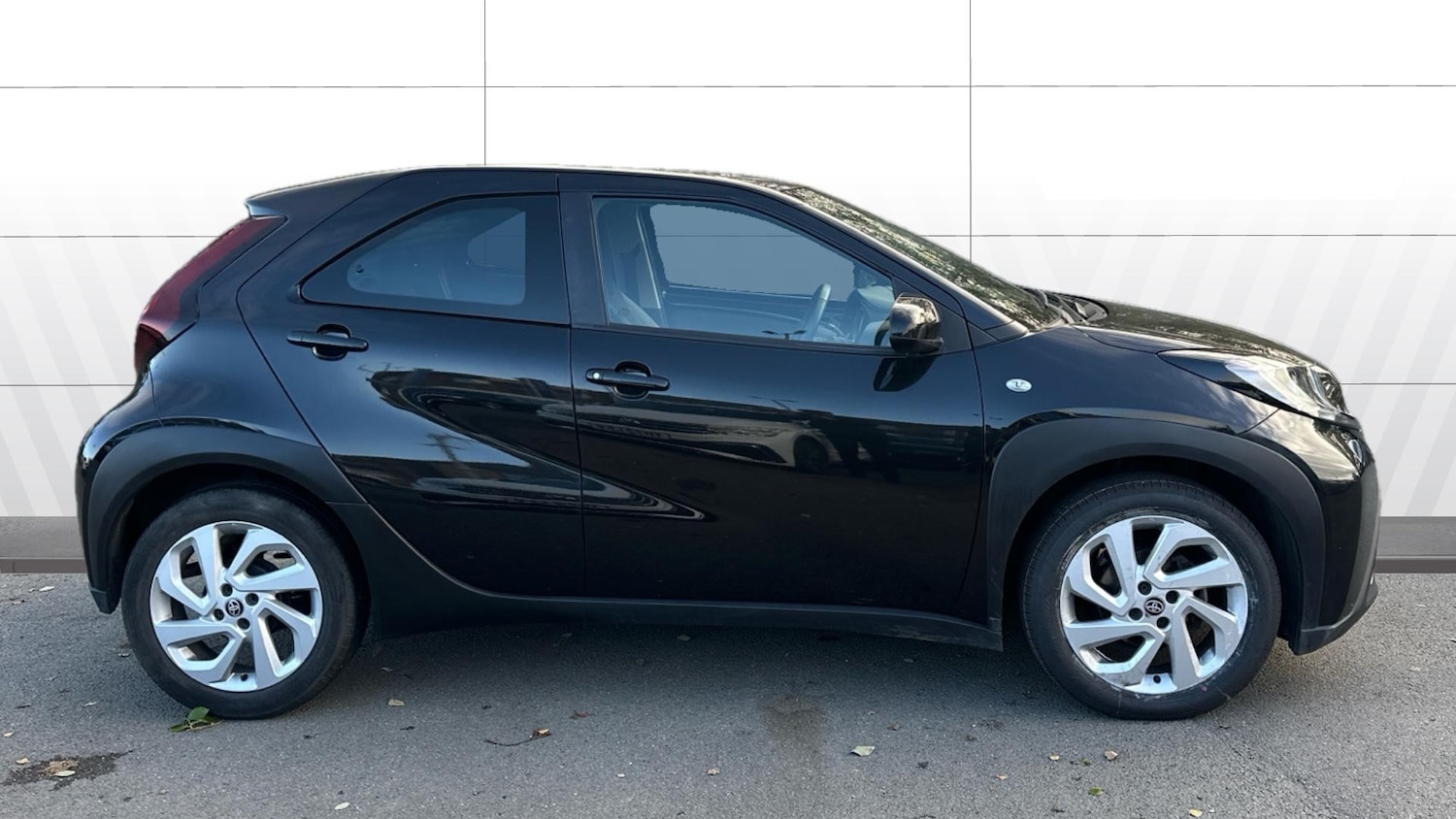 Used Toyota Aygo X 2023 for sale - 76599872: Photo 5