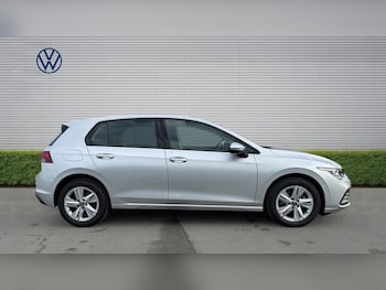 Used Volkswagen Golf 2023 for sale - 77689156: Photo