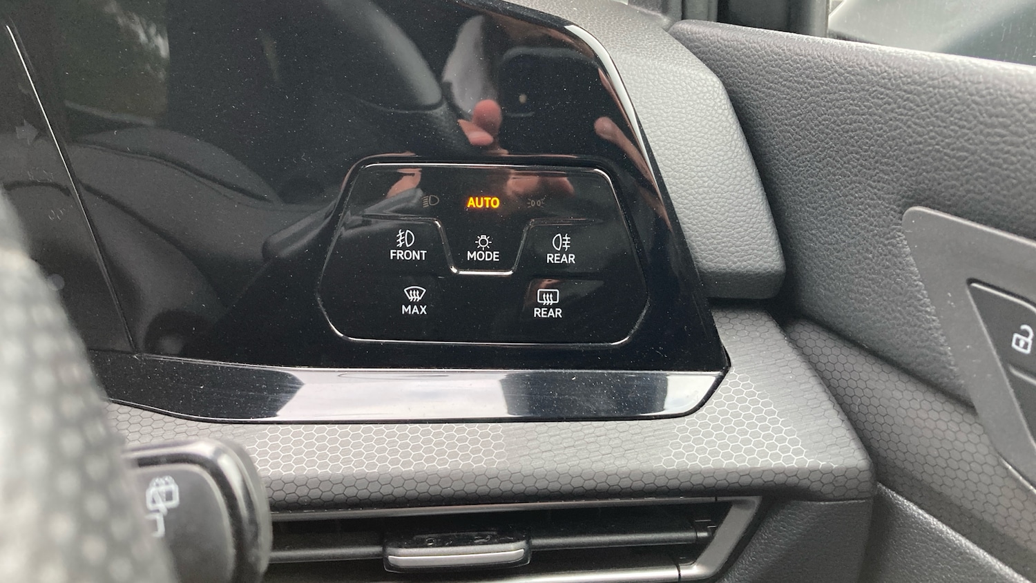 Used Volkswagen Golf 2021 for sale - 76508022: Photo 30