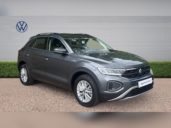 Used Volkswagen T-Roc 2022 for sale - 78907695: Photo