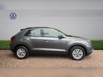 Used Volkswagen T-Roc 2022 for sale - 78907695: Photo